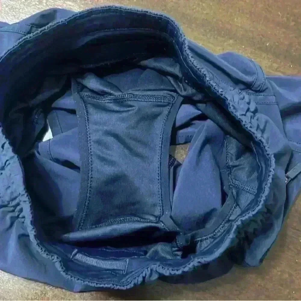 Lululemon navy track lined short
